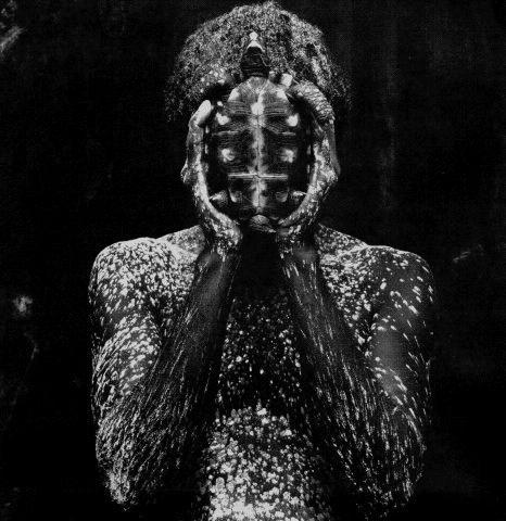 Lord of the Head, 1988, fotografia de Mário Cravo Neto. Catherine Edelman Gallery.