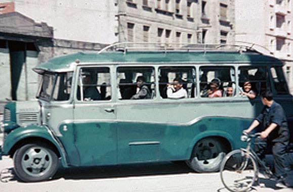 Autocarro que transportou os estudantes em França