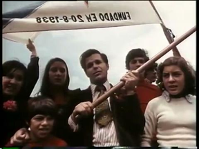 Photogramme tiré du film Les Armes et le peuple (As Armas e o Povo, collectif), 1975.