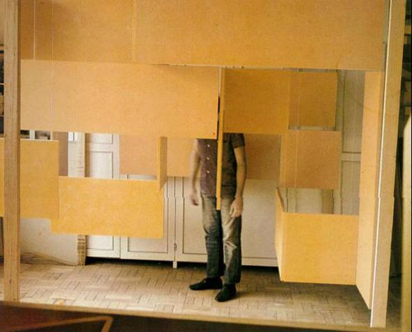 Hélio Oiticica em Núcleos, 1960. 