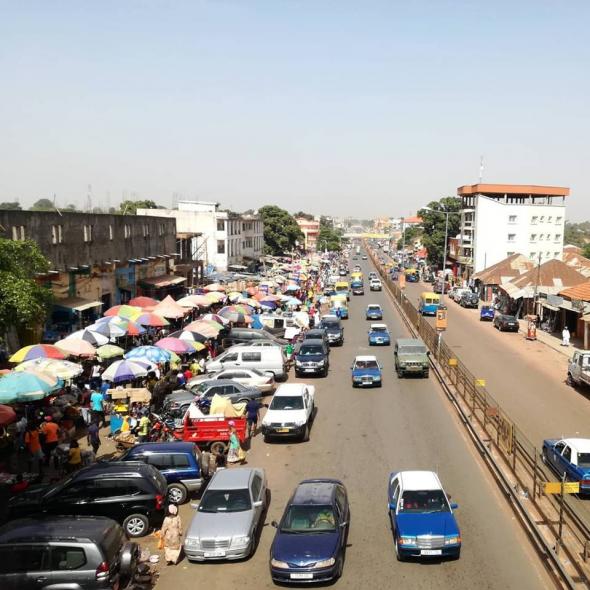 avenida do mercado do Bandim, Bissau, foto de Marta Lança 2019