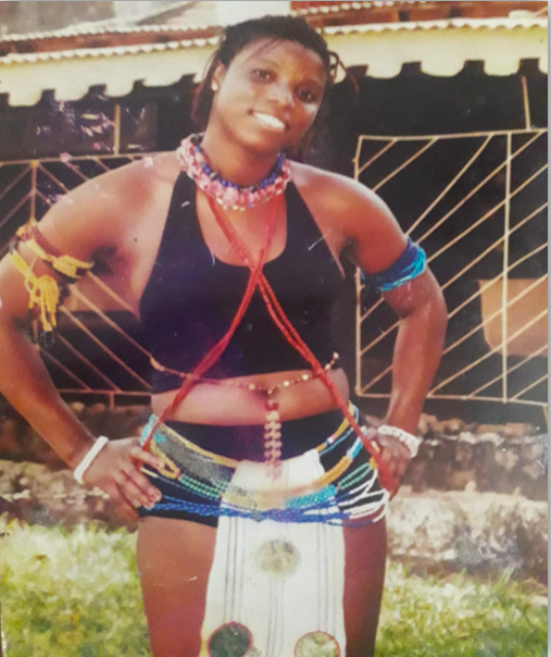 Amélia da Silva, no Carnaval de 2001, em Bissau.