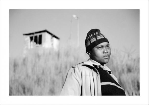 Busi Sigasa, Braamfontein Johannesburg 2006 from the series Faces and Phases. 