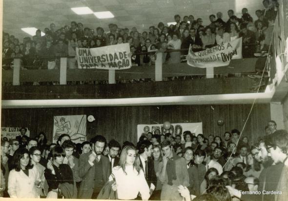 Plenário na Cantina da Cidade Universitária, 20 Novembro de 1968