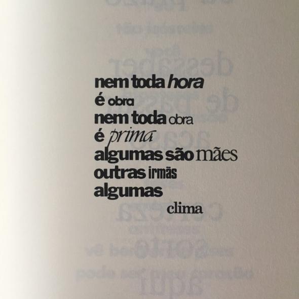 'Toda Poesia', livro editado pela Imprensa Nacional