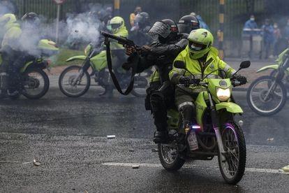 A brutalidade policial na Colômbia marcou o último mês no país (Ivan Valencia)