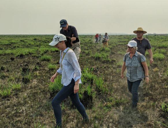 Grupo de alemães durante uma jornada em Caazapá, Paraguaia (Paraíso Verde)