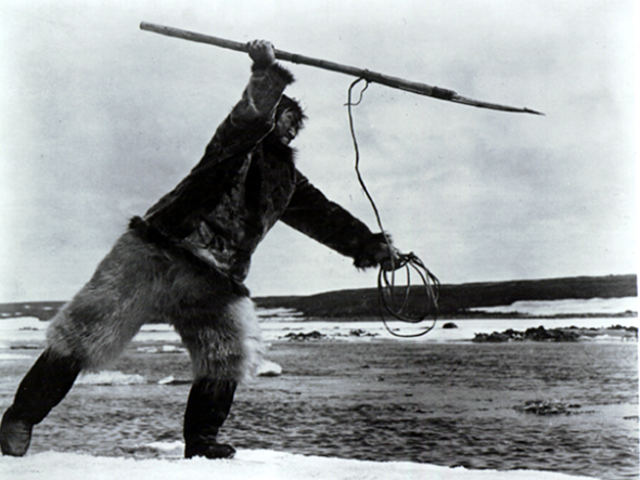 Allakariallak no filme Nanook of the North (1922)