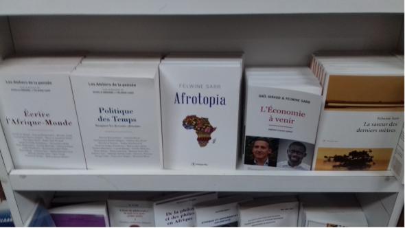 Librairie Aux Quatre Vents, Dakar, 26 mars 2022 (Photo J.L.)