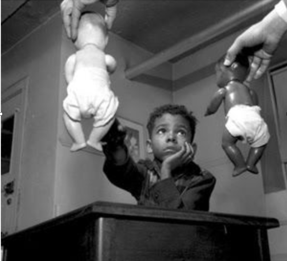  Gordon Parks, Untitled, Harlem, Nova Iorque, 1947 © The Gordon Parks Foundation