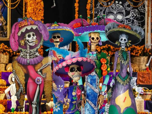 Depois de Diego Rivera estilizar a Catrina de Posadas, esta rapidamente se tornou o maior símbolo do Dia de Muertos (DR)