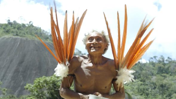 O xamã Justino Yanomami. Foto de divulgação.