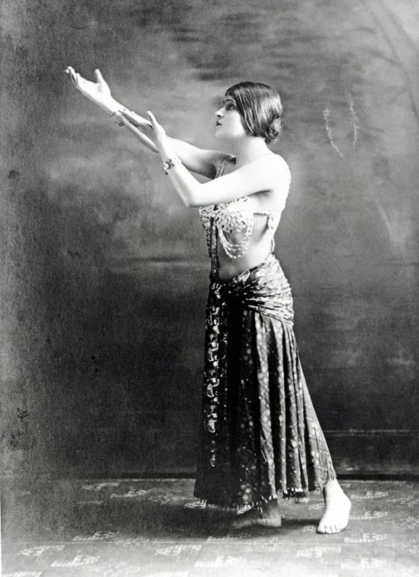 Tina Modotti foi atriz de cinema mudo nos EUA, 1920