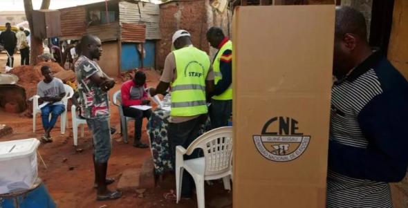 A Guiné-Bissau vive um impasse na marcação das eleições presidenciais e legislativas (DR)