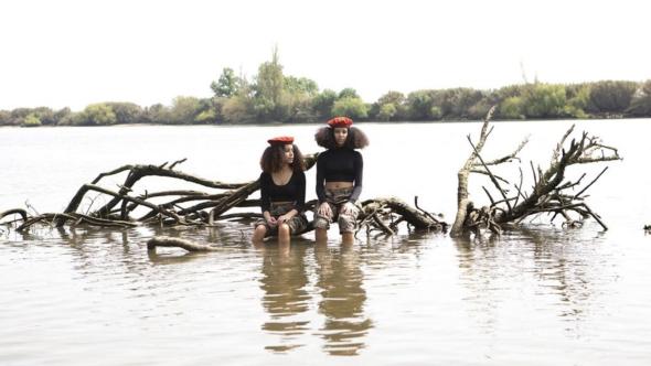 As gémeas 'guerrilheiras pop', em A Ilha