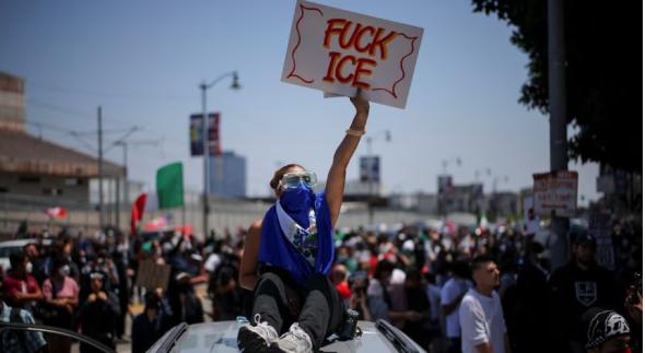Manifestações em Los Angeles contra as políticas migratórias de Trump (DR)