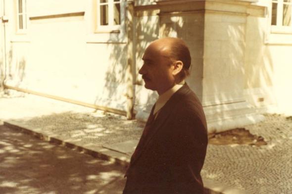 António Jacinto em Lisboa depois da libertação do Tarrafal, 1972