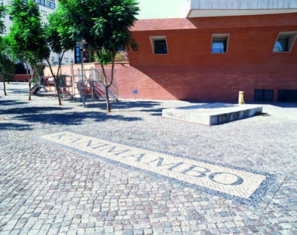 Kanimambo | 1998 | Ângela Ferreira (cortesia da artista