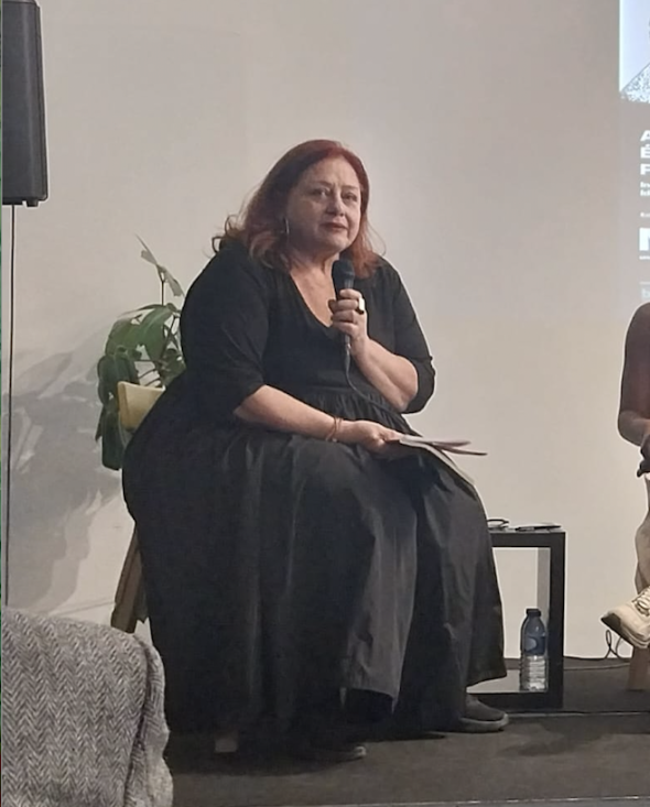 Lívia Apa