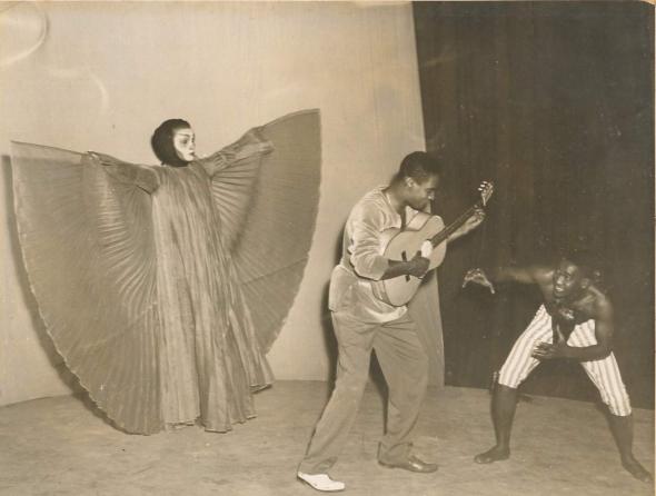 Chica, Haroldo e Kelë em 'Orfeu da Conceição', 1956, Rio, Teatro Municipal