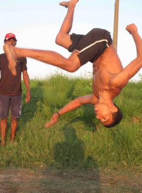 jovem do break dance, maré, RJ, foto de otávio raposo