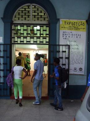 Exposição na galeria da Escola Nacional de Artes Visuais em Maputo. Foto de Jorge Fernandes