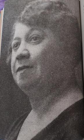 Georgina Ribas, Africa Magazine (1932)