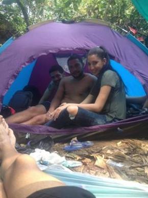 Arelis Sarret - Acampamento de migrantes cubanos na selva do Darién.