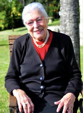 Maria Alice Ribeiro de Carvalho (1916-2025)