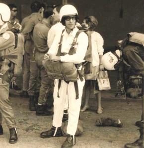 1968 em Luanda. Paraquedismo desportivo