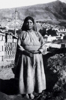 Ñucanchick allpa: Mamã Dulu, terra e educação
